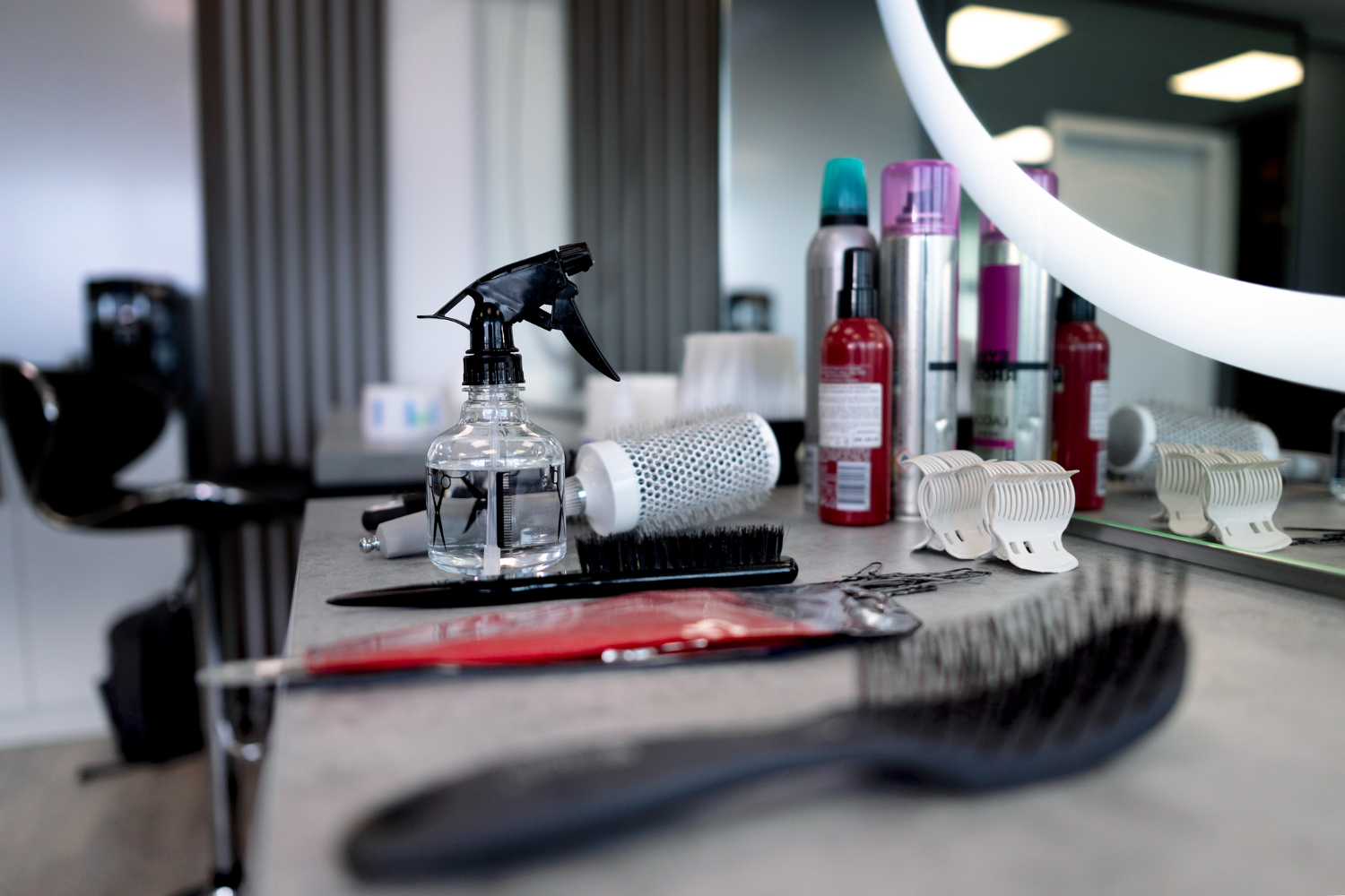 How to Balance Work and Personal Life as a Salon Studio Owner