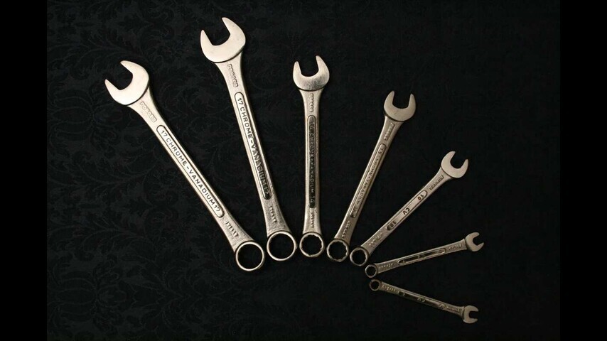 wrenches-post