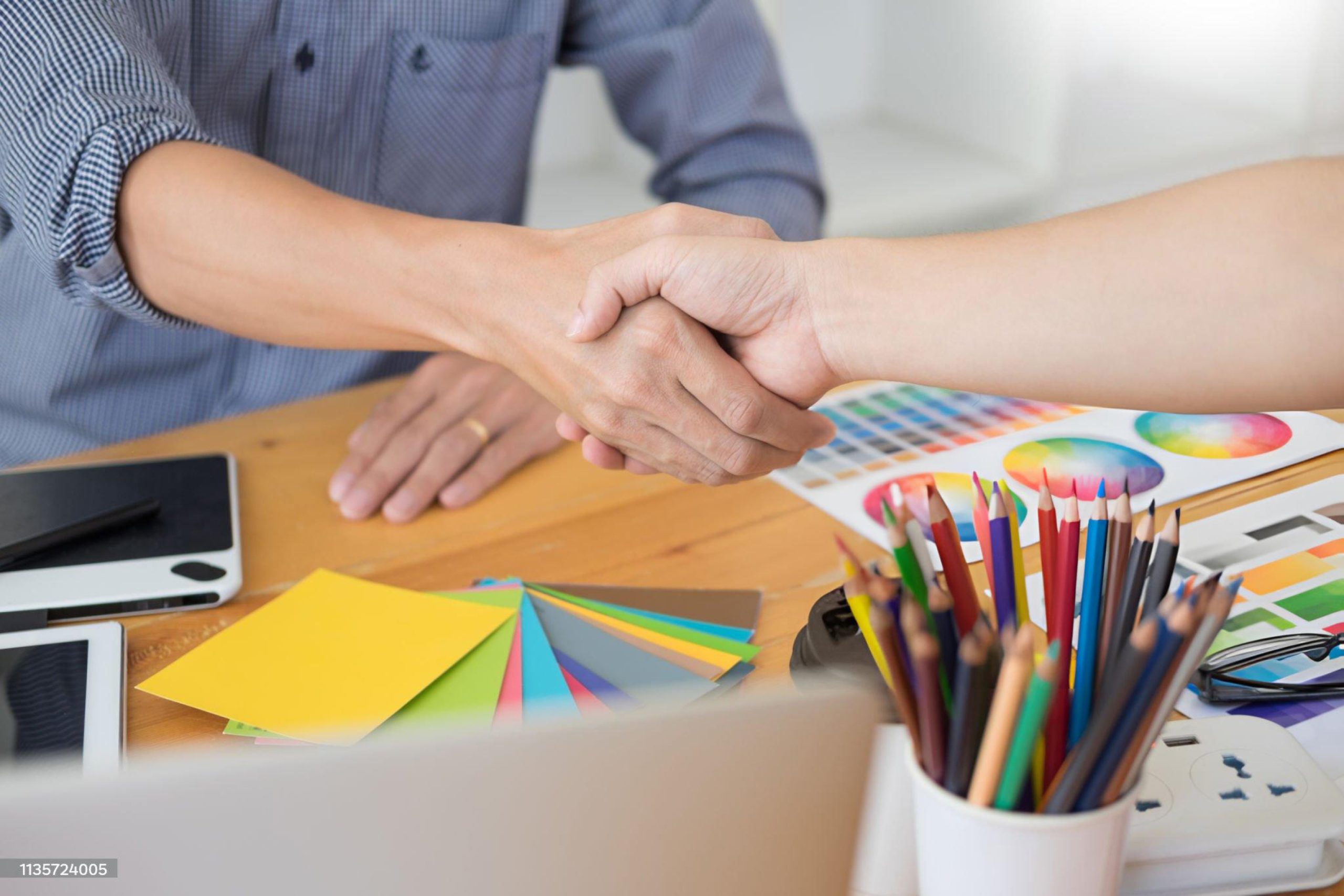 Top Considerations for Selecting a Graphic Design Company in Dubai